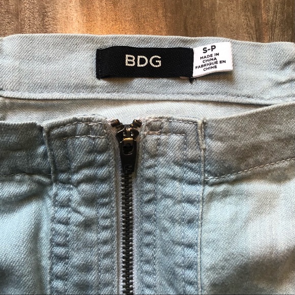 Urban Outfitters BDG cropped denim top - Picture 4 of 6
